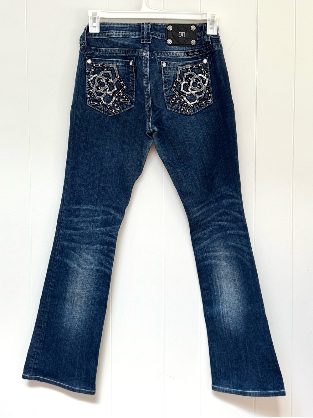 Miss Me Low Rise Boot Cut Y2K Embroidered Pocket Jeans 28 x31 Cowgirl Rhinestone